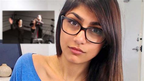 Mia Khalifa did an interview with Anthony Padilla where she talked about her stint in the adult entertainment industry, but BangBros wasn&x27;t pleased with her revelations and so they released a new. . Mia khalifa xbideos